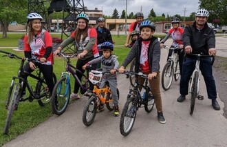 A Group of our 5km Riders, Ready to Go!